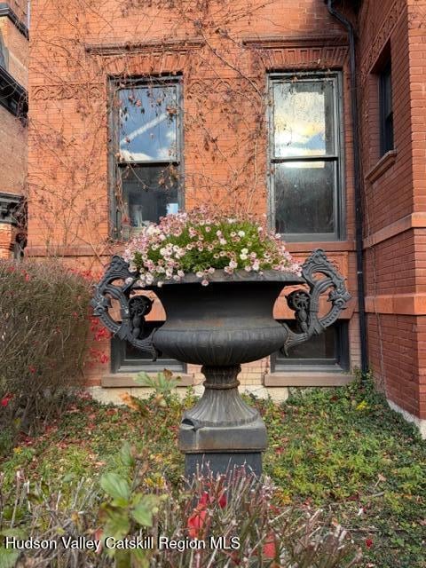 420 Warren Street Photo 3