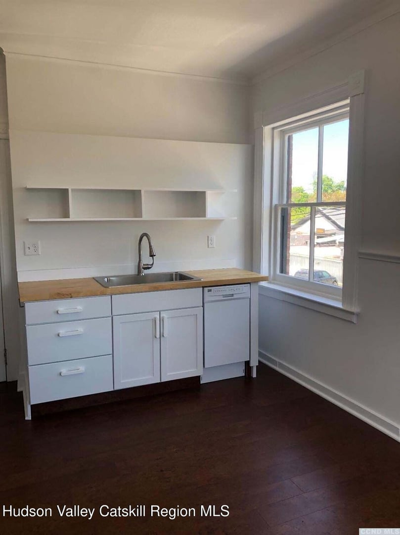 420 Warren Street Photo 21