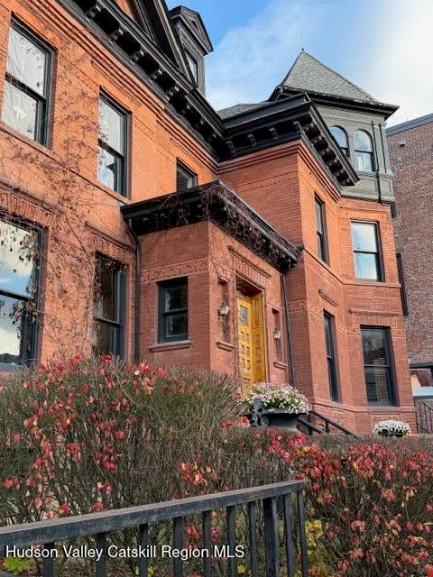 420 Warren Street Photo 2