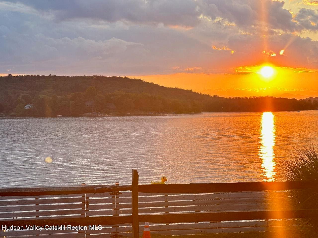 407 Lakeview Road Photo 13