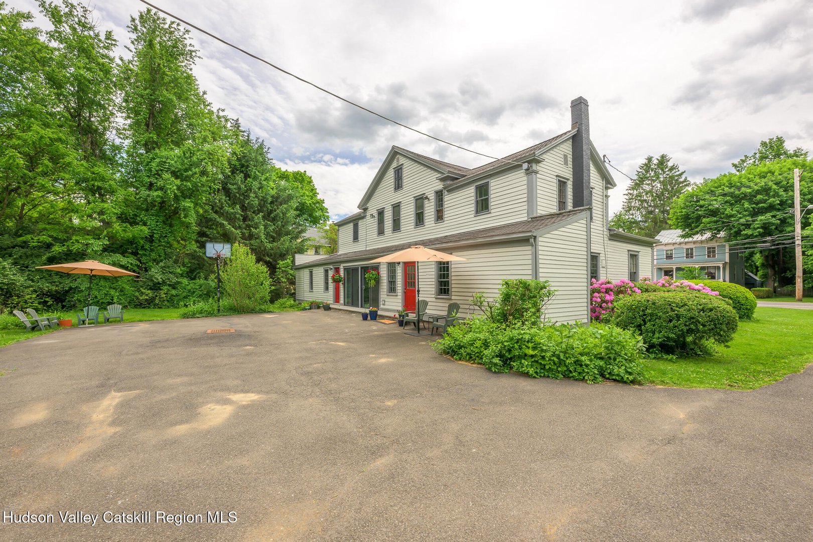 24 Albany Avenue Photo 54