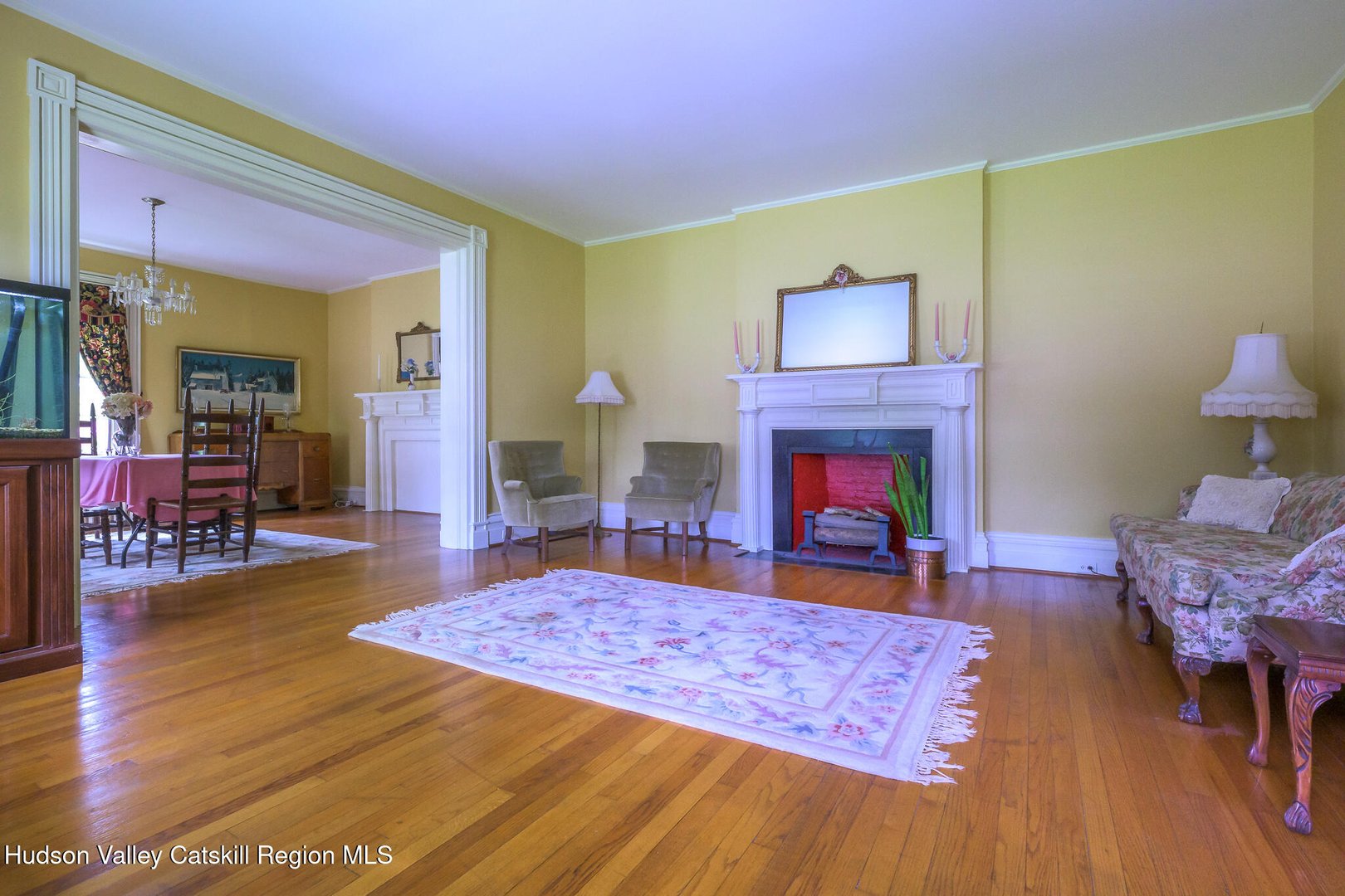 24 Albany Avenue Photo 10
