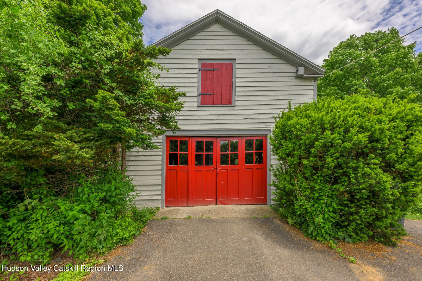 24 Albany Avenue Photo 50