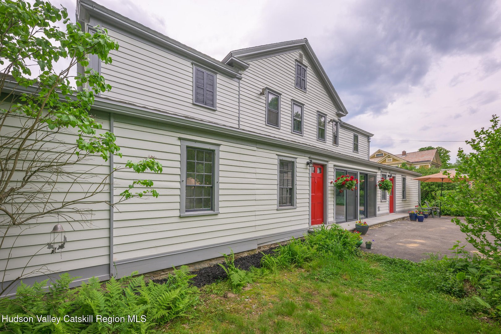 24 Albany Avenue Photo 61
