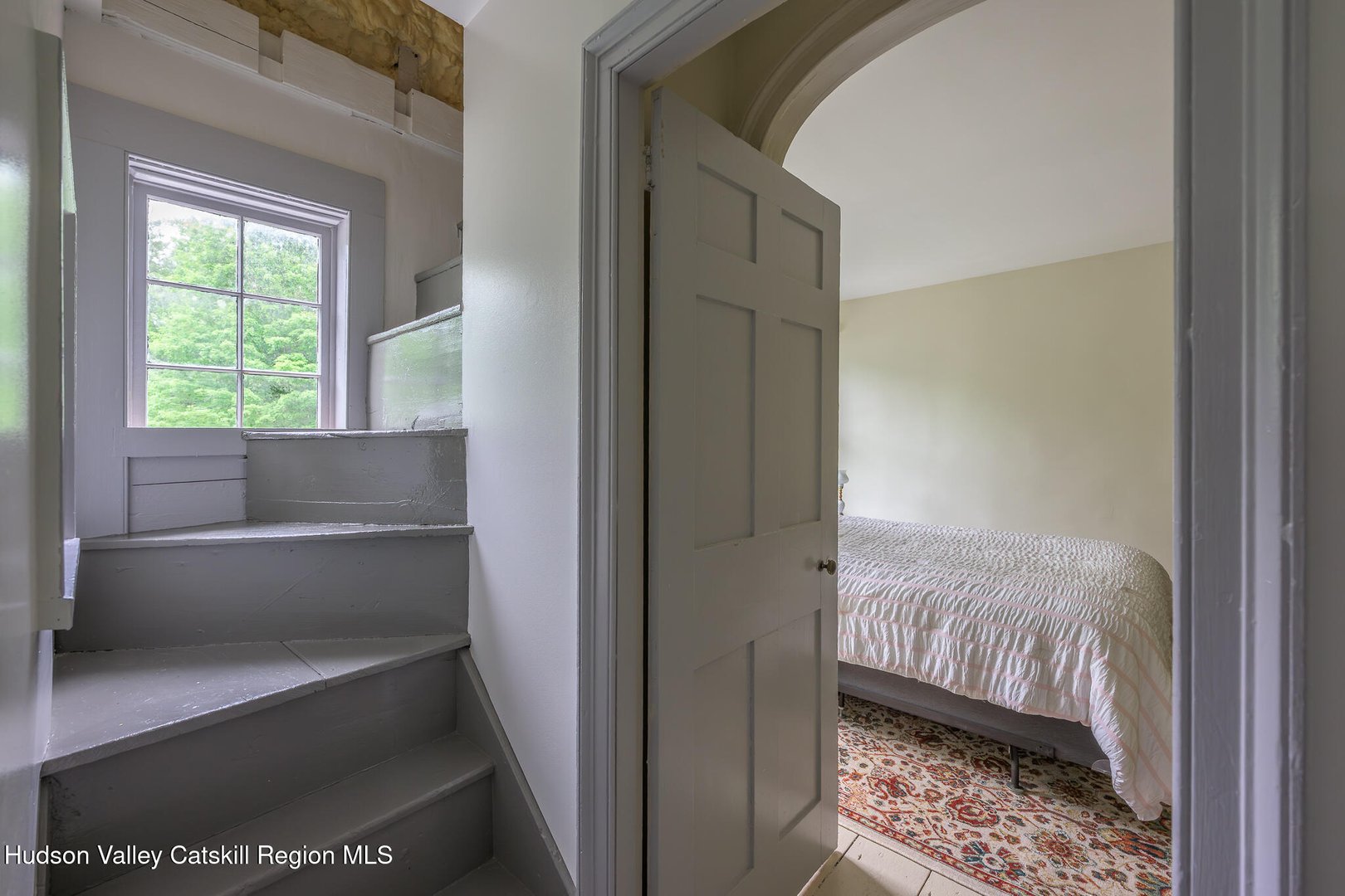 24 Albany Avenue Photo 48