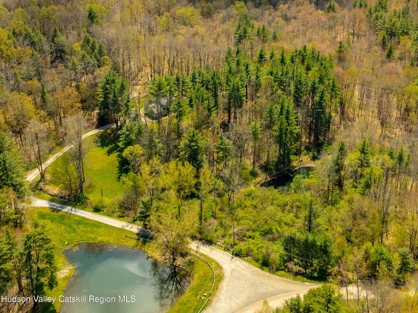 186 W Hand Hill Road Photo 13