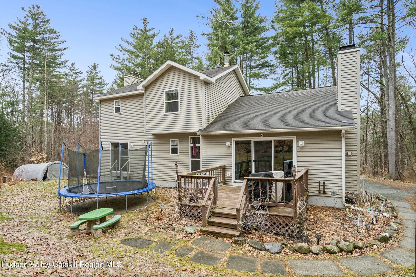 186 W Hand Hill Road Photo 31