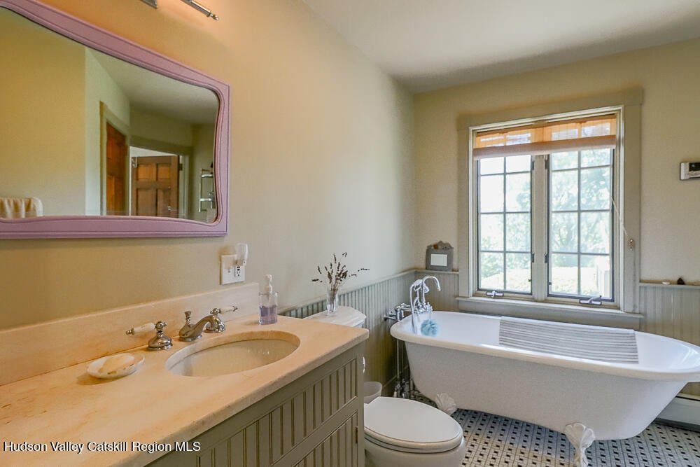 682 New York 203 Photo 24
