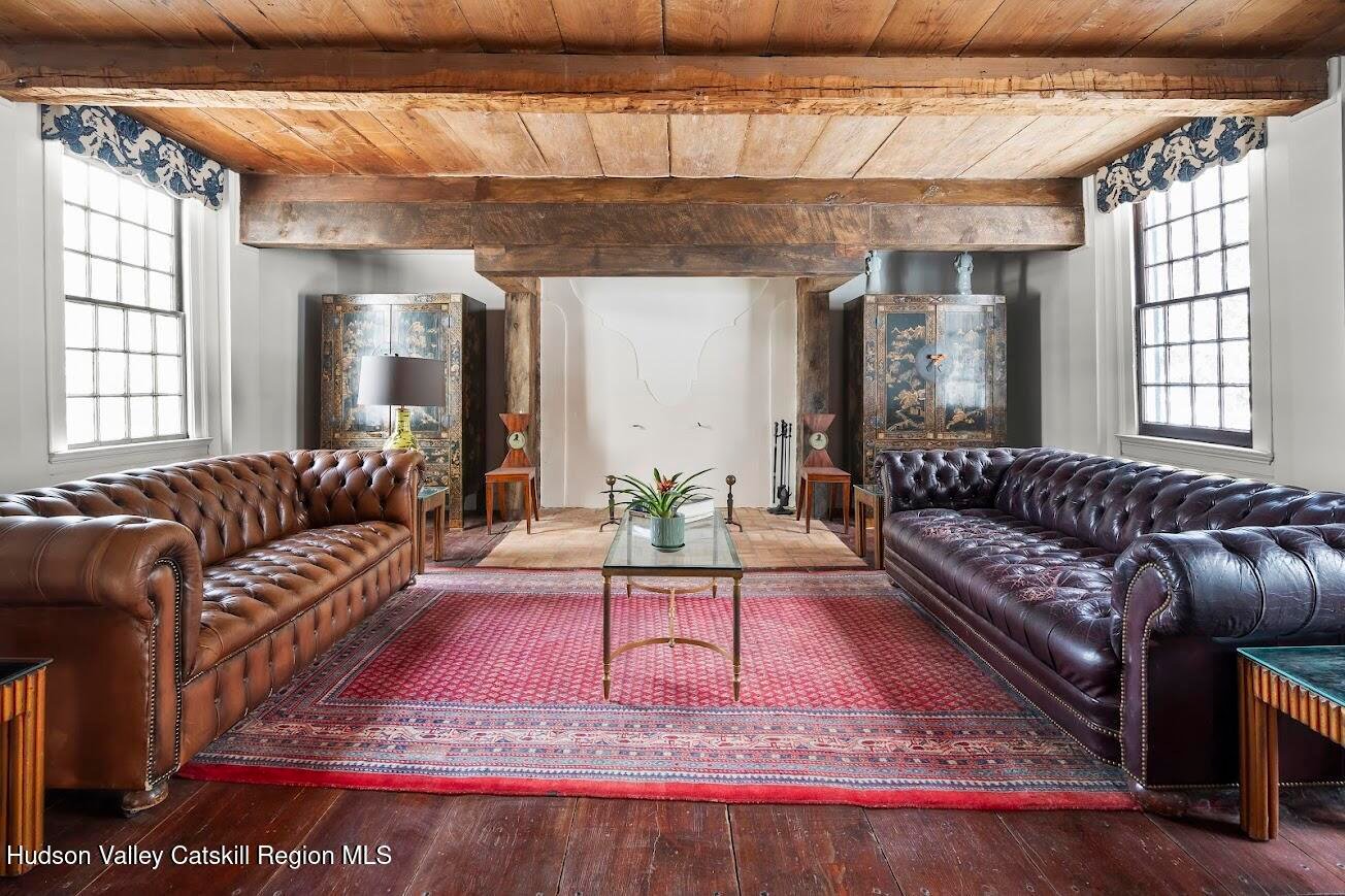 33 Broad Street Photo 9