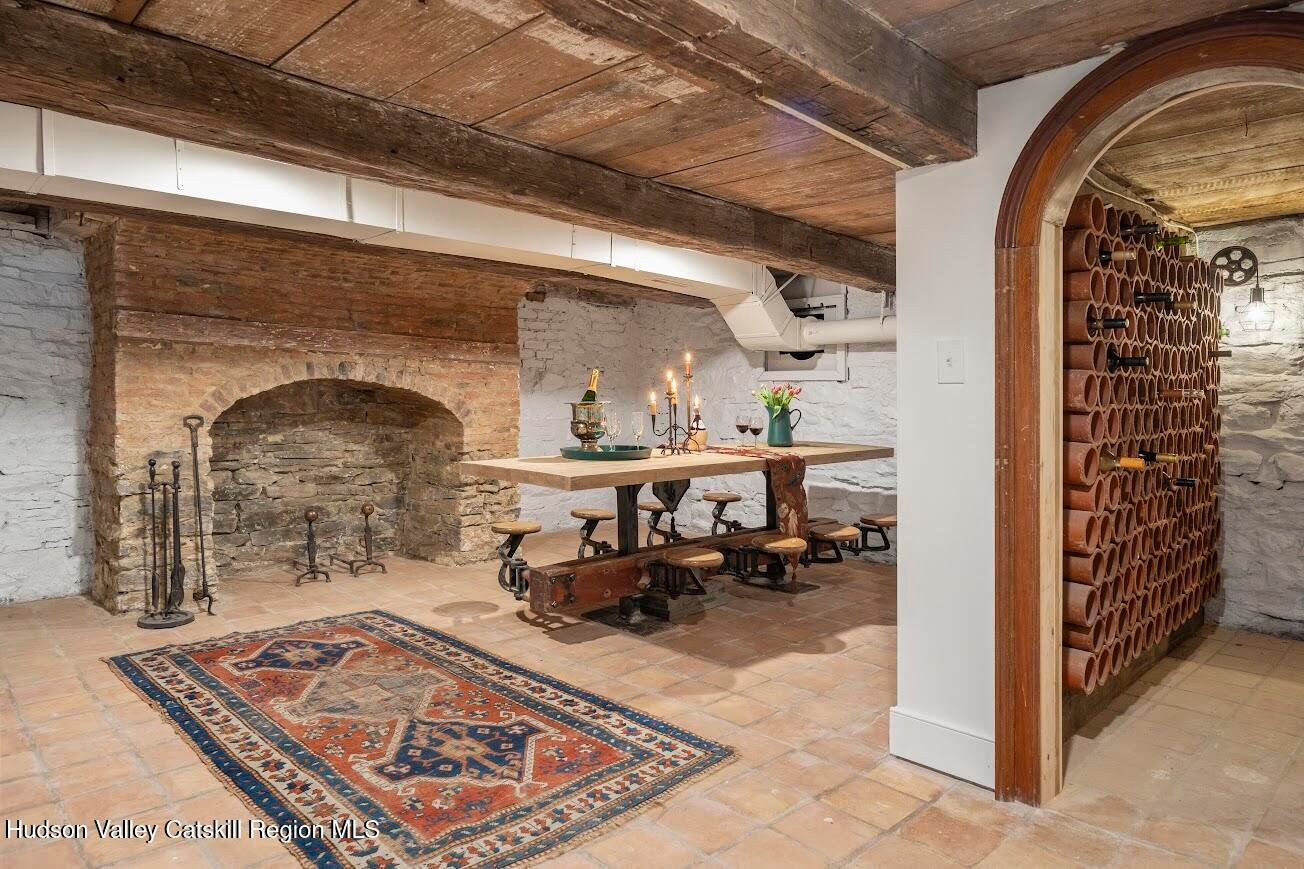 33 Broad Street Photo 52