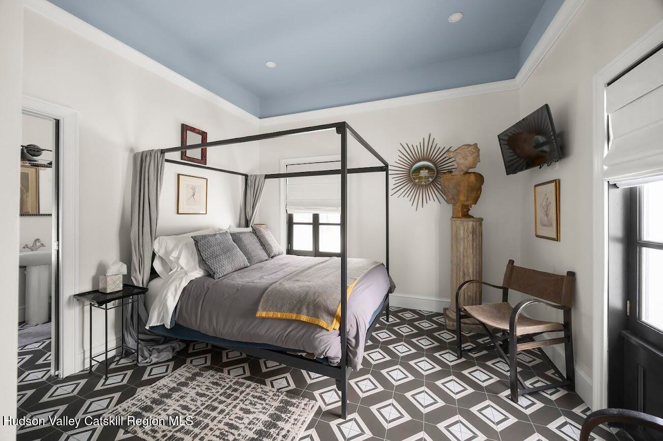 33 Broad Street Photo 66