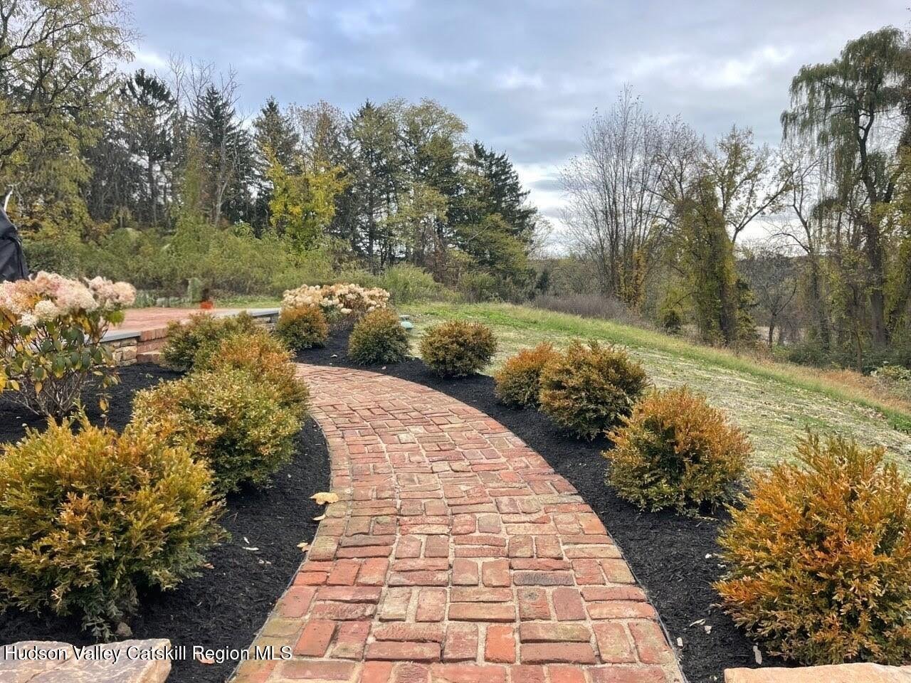 33 Broad Street Photo 80