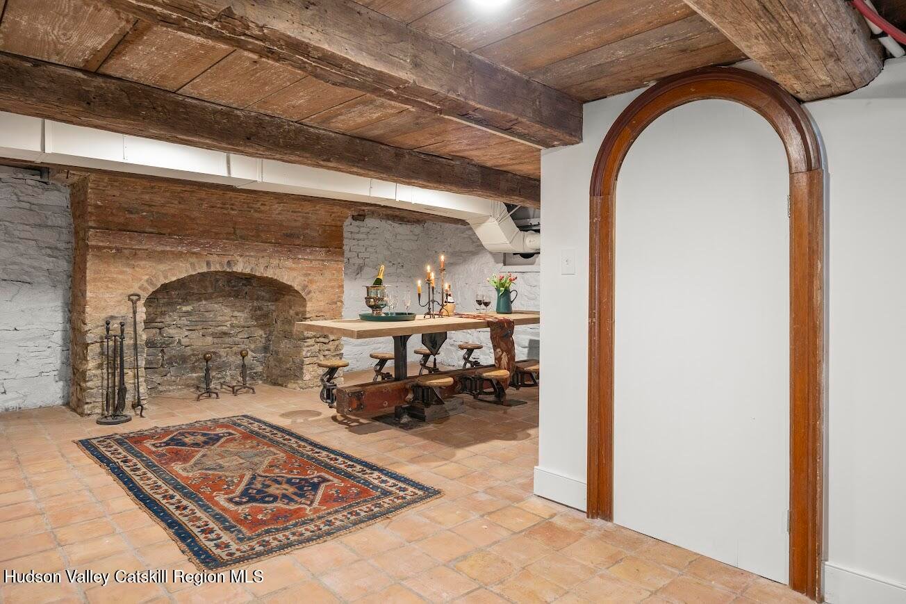 33 Broad Street Photo 51