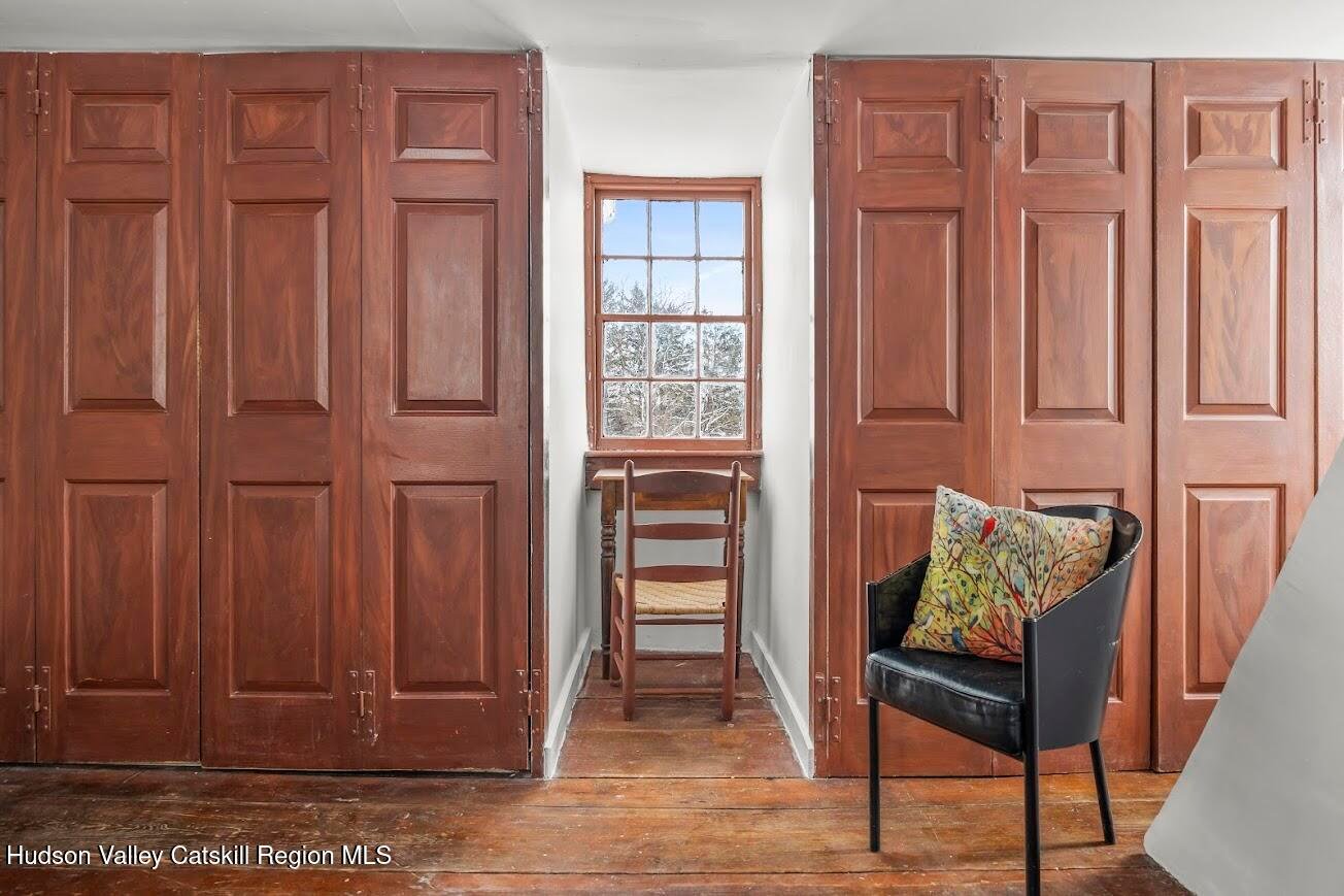 33 Broad Street Photo 36