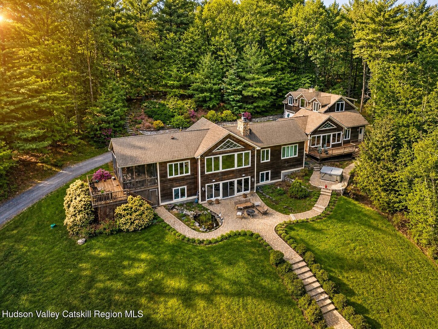 25 Rockledge Road Photo 3
