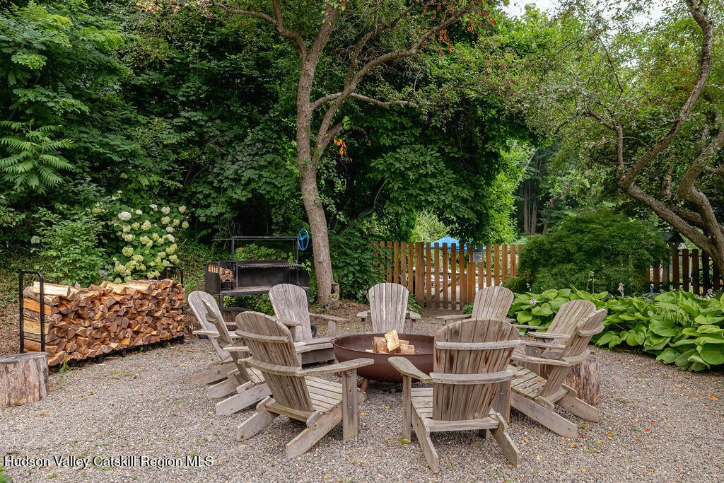 37 Catamount Road Photo 10