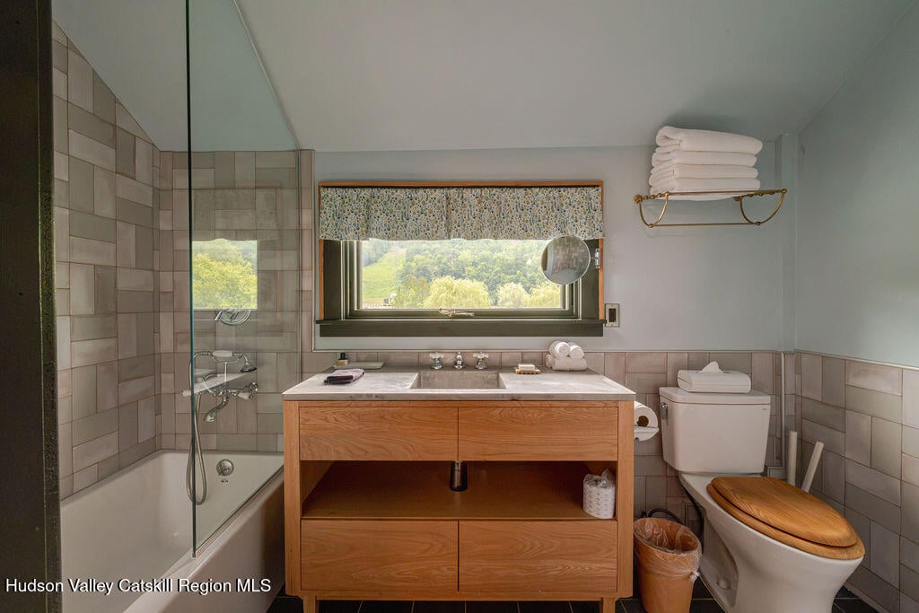 37 Catamount Road Photo 36