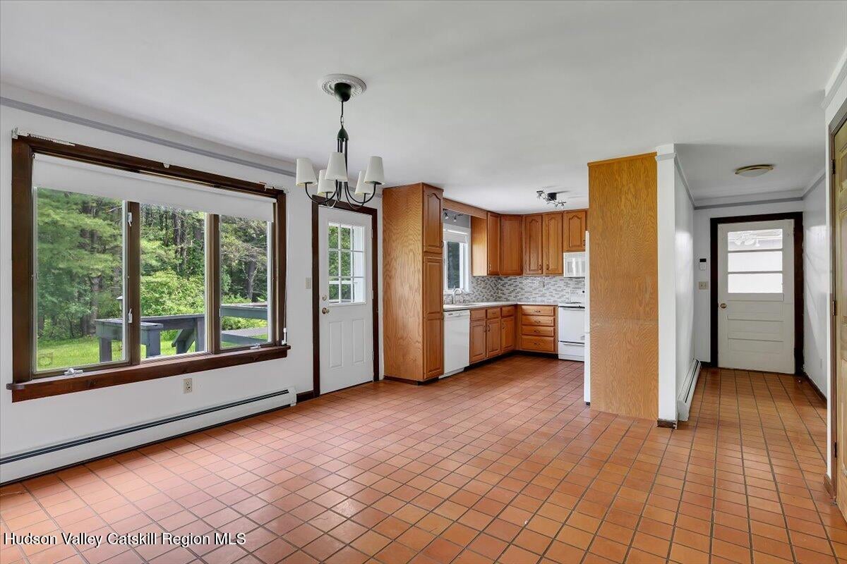 1754 Harlemville Road Photo 10