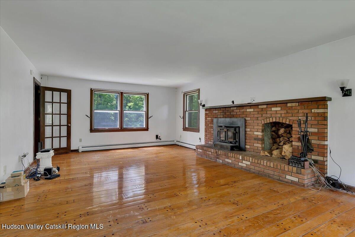 1754 Harlemville Road Photo 8