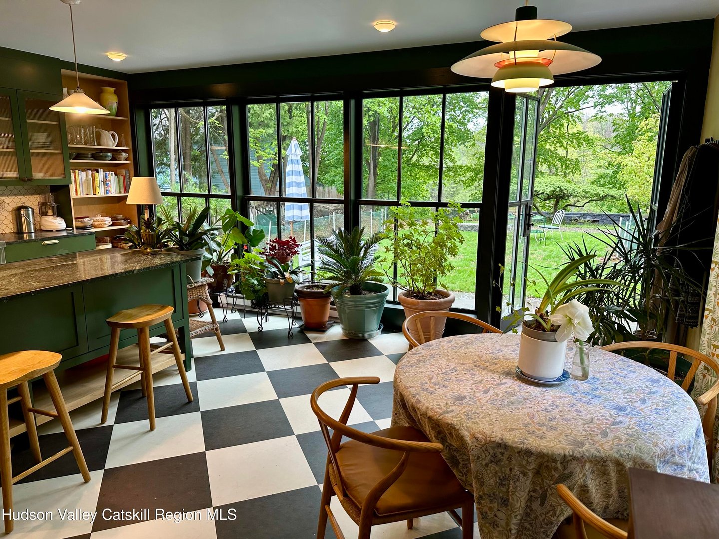 5 Fairview Avenue Photo 14