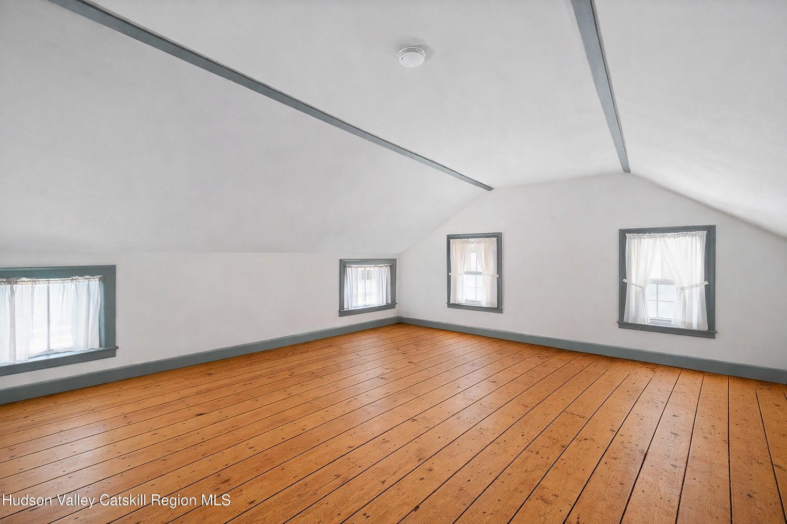 643 Eichybush Road Photo 20