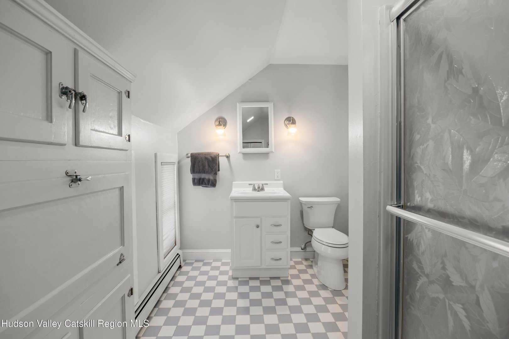 11 Presidential Drive Photo 19