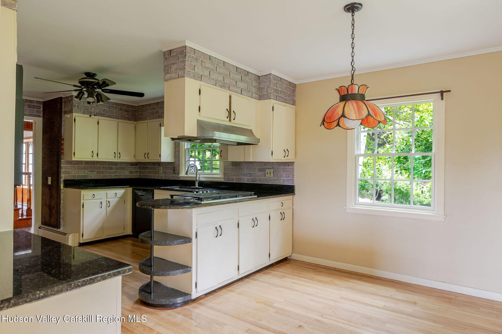 162 Valley View Road Photo 13