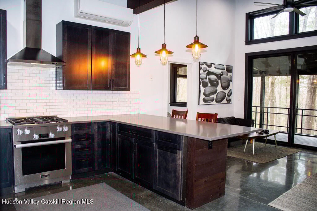 60 Connacher Road Photo 7