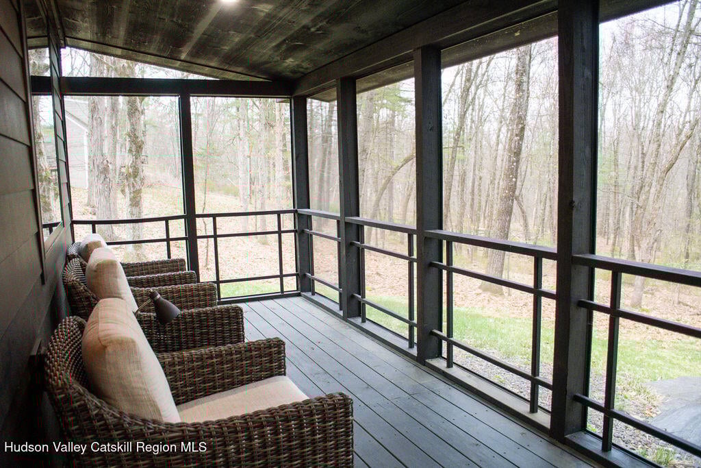 60 Connacher Road Photo 23