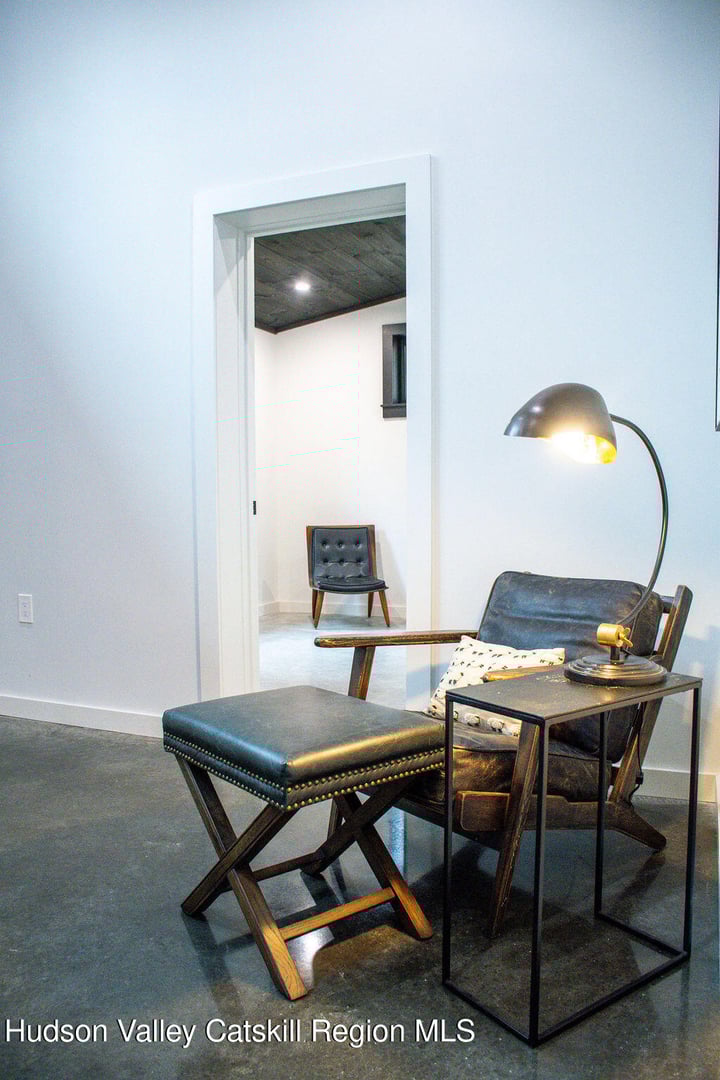 60 Connacher Road Photo 20