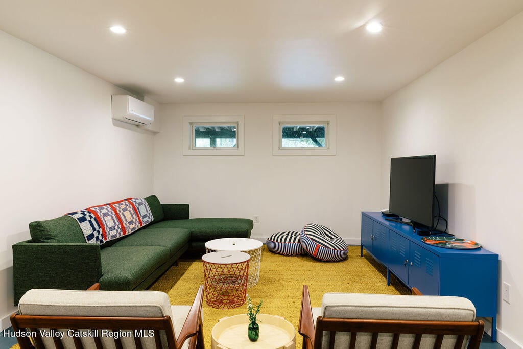 1 Van Buren Drive Photo 31