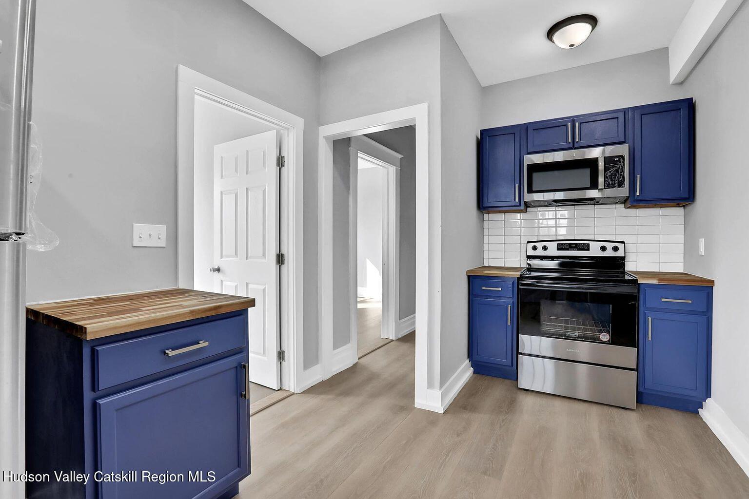 34-36 Fairview Avenue Photo 7