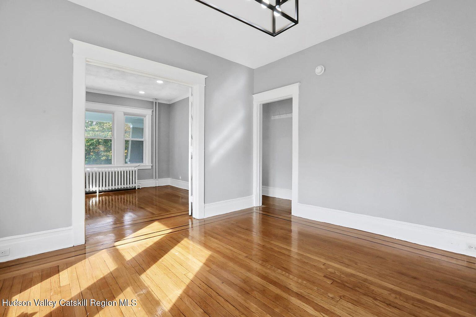 34-36 Fairview Avenue Photo 3