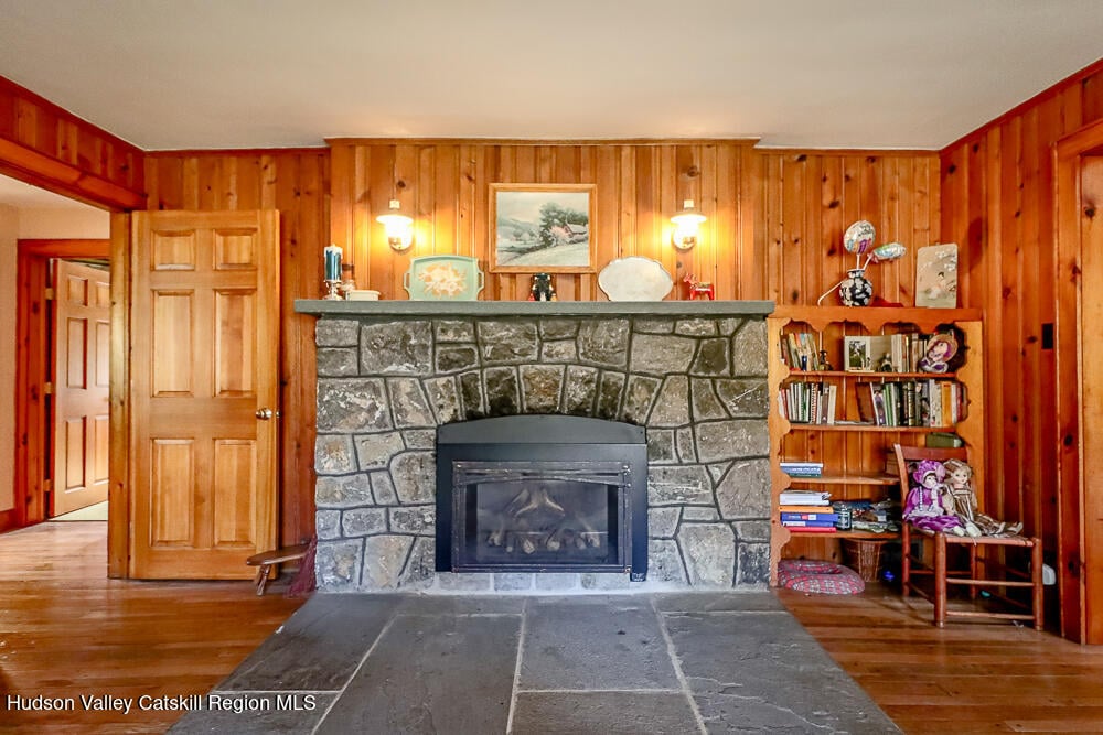 74 Habeck Road Photo 12