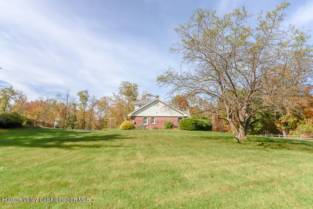 74 Habeck Road Photo 3