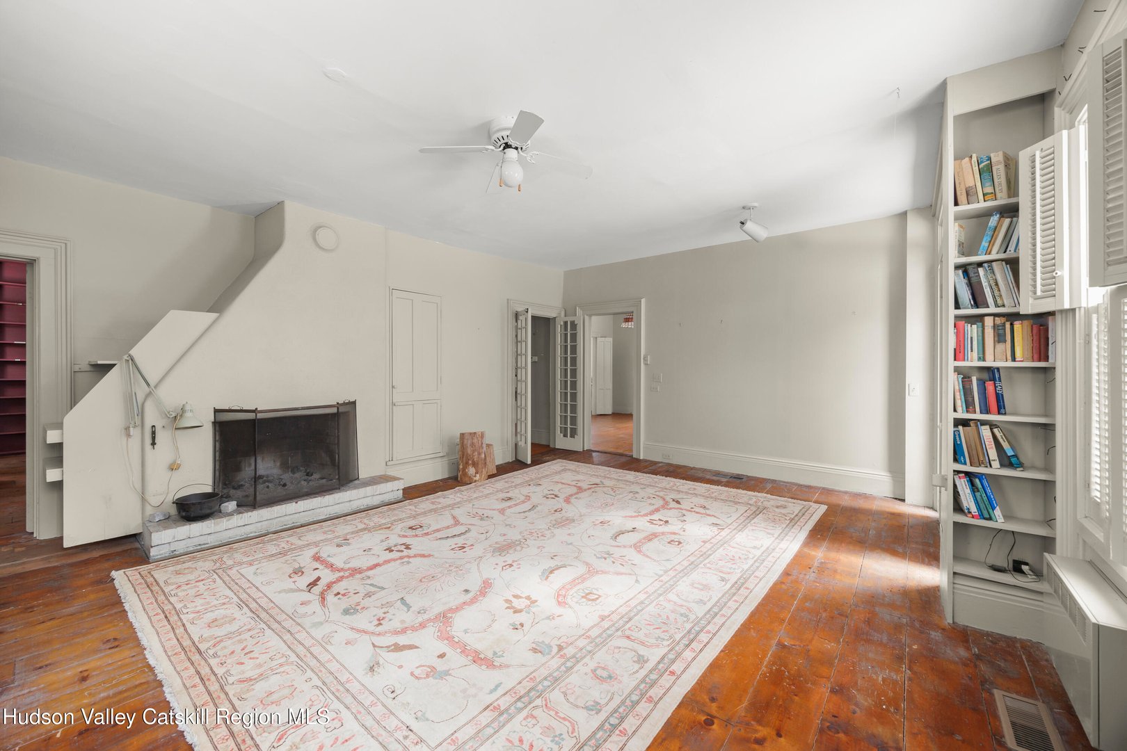 83 Silvernail Photo 9