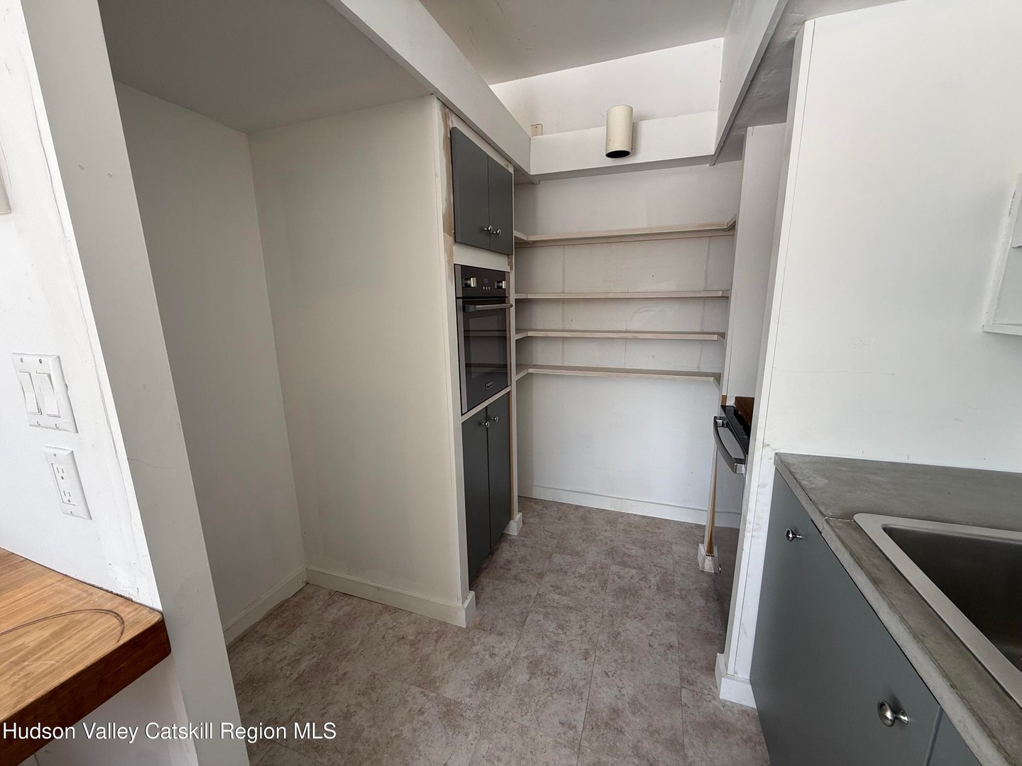 83 Silvernail Photo 47