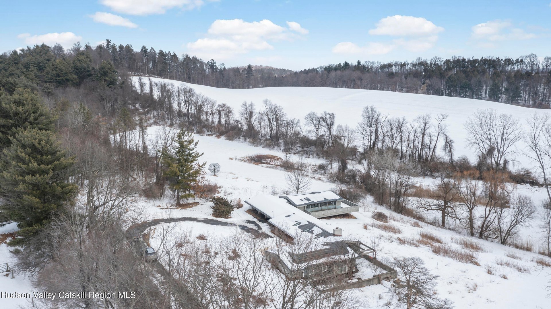 83 Silvernail Photo 2