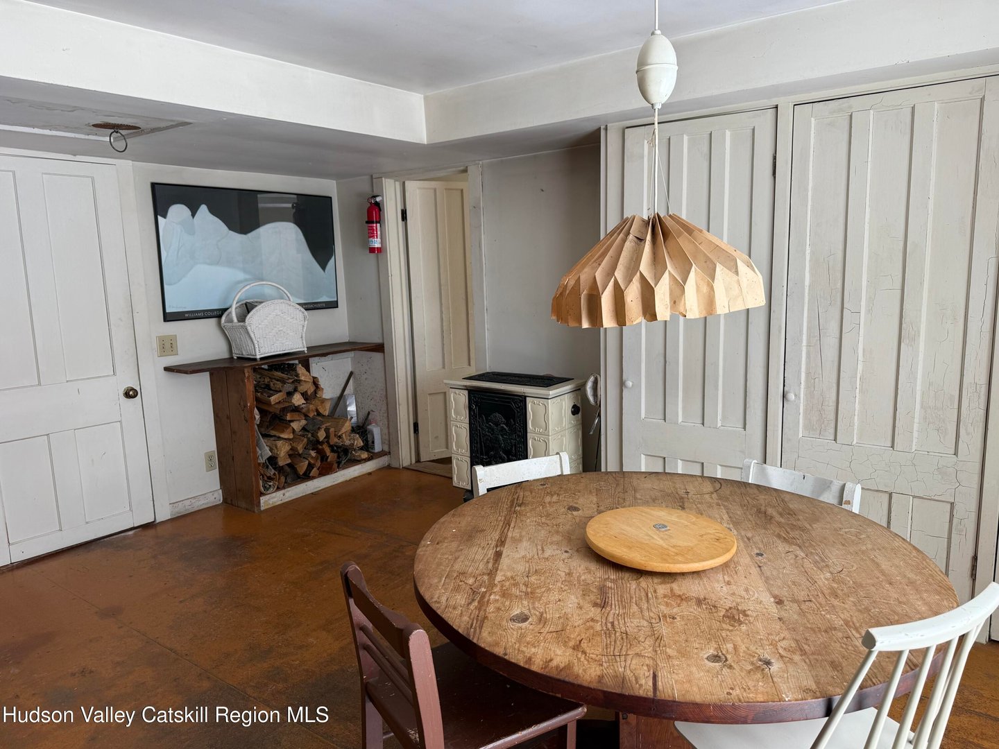 83 Silvernail Photo 14