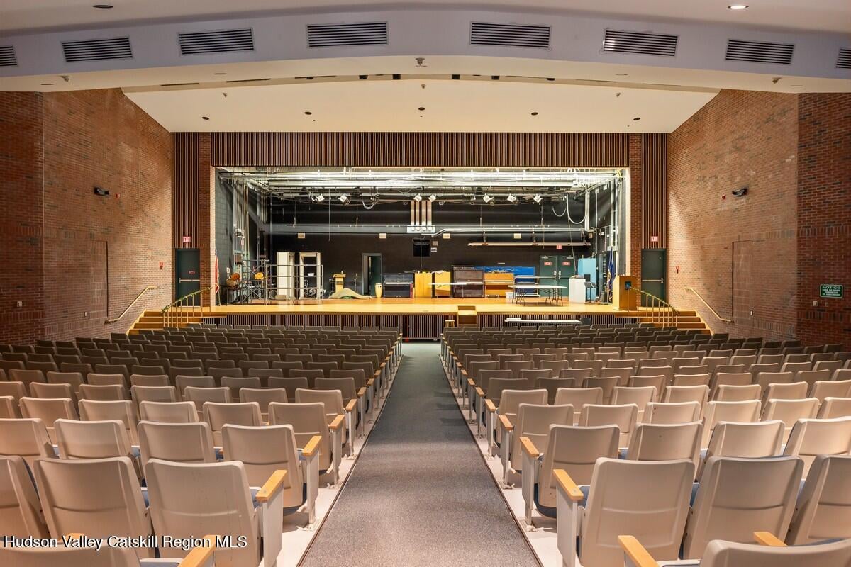 13640 New York 22 Photo 18