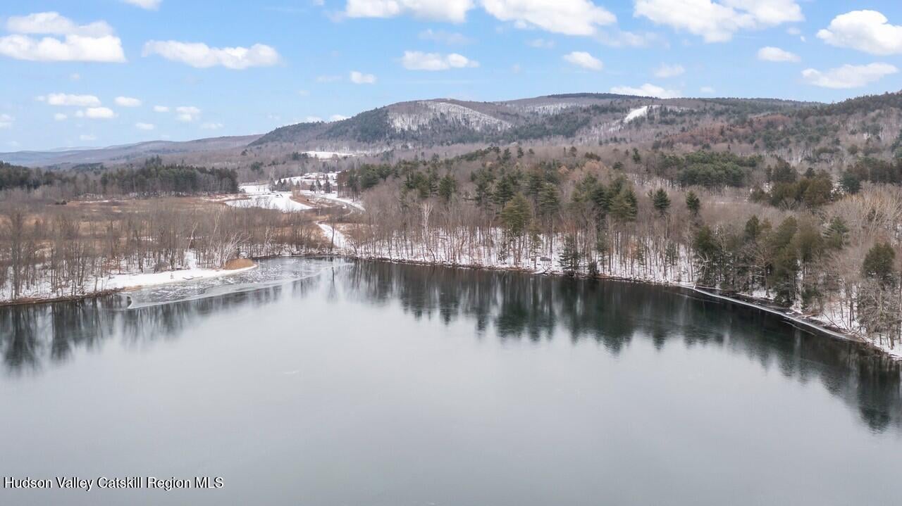 13640 New York 22 Photo 40