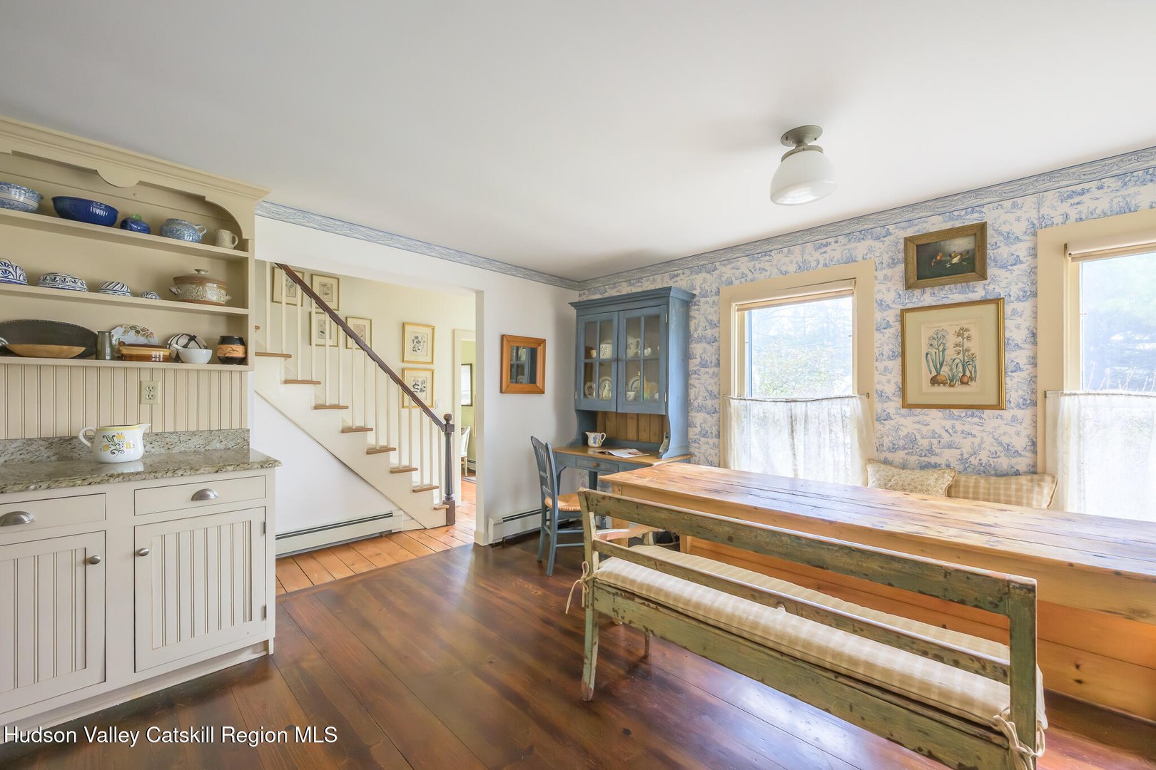 841 New York 203 Photo 4