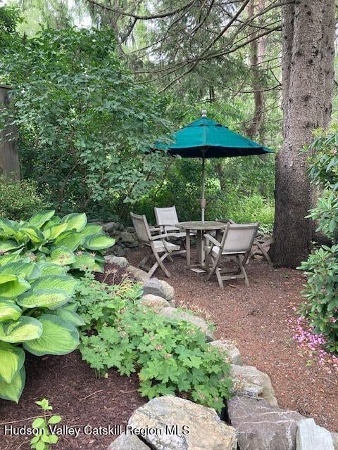 841 New York 203 Photo 41