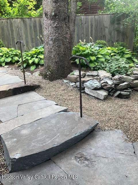 841 New York 203 Photo 35