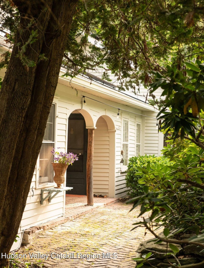 210 Bate Road Photo 23