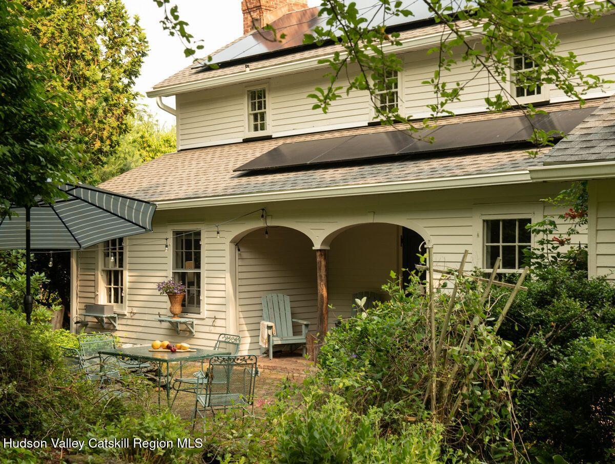 210 Bate Road Photo 1