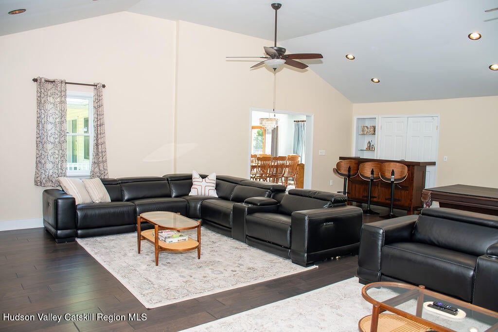 578 Fischer Road Photo 23