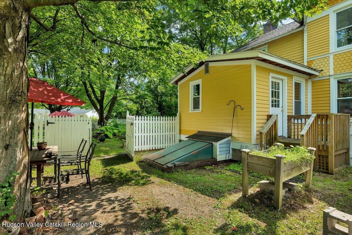 18 Gaffney Lane Photo 42