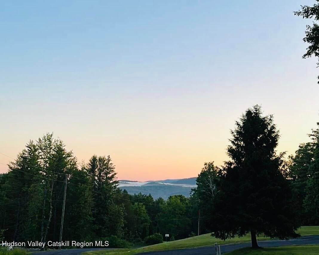 84 Hill Road Photo 24