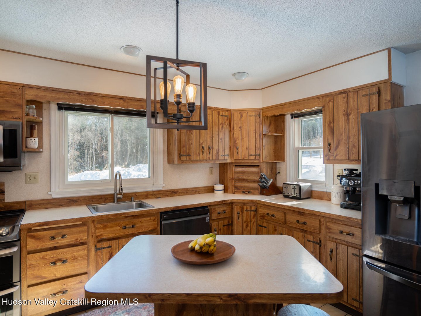 84 Hill Road Photo 6